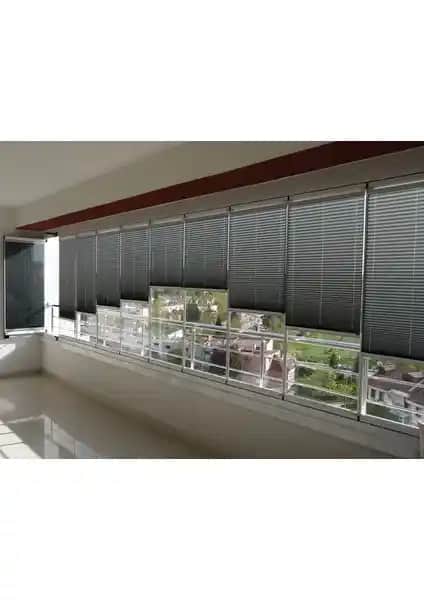 Denas Store ve Serin Home Collection Beyaz Plise Perde Karşılaştırması