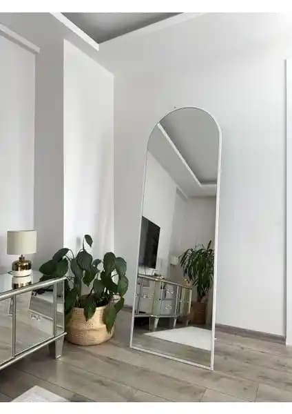 Effe Yapı Dekor ve Enc Home Metal Boy Aynası Karşılaştırması 180x60 cm