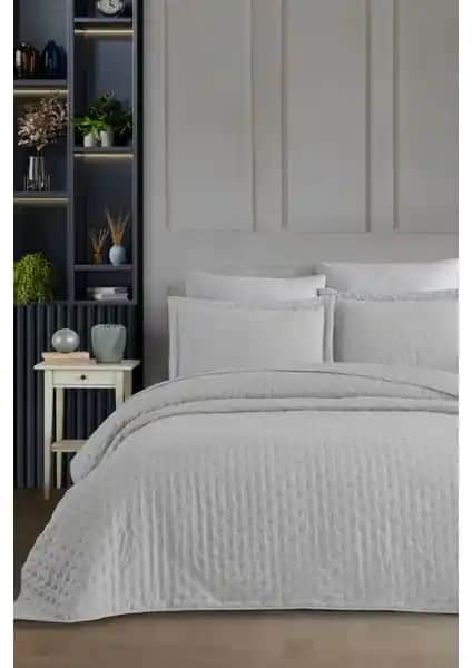 Elart ve Taç Glory Yatak Örtüsü Karşılaştırması: Özellikler ve Kullanıcı Yorumları