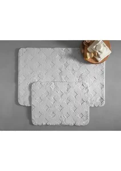 English Home Banyo Paspası Karşılaştırması: Modest Grid ve Soft Touch Modelleri