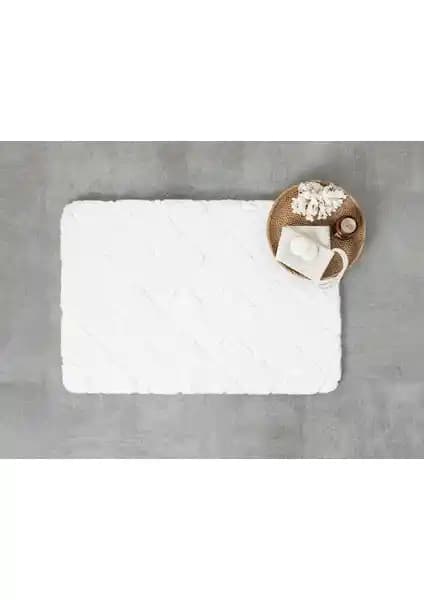 English Home ve Madame Coco Banyo Paspası Karşılaştırması Detaylı İnceleme ve Seçim Rehberi