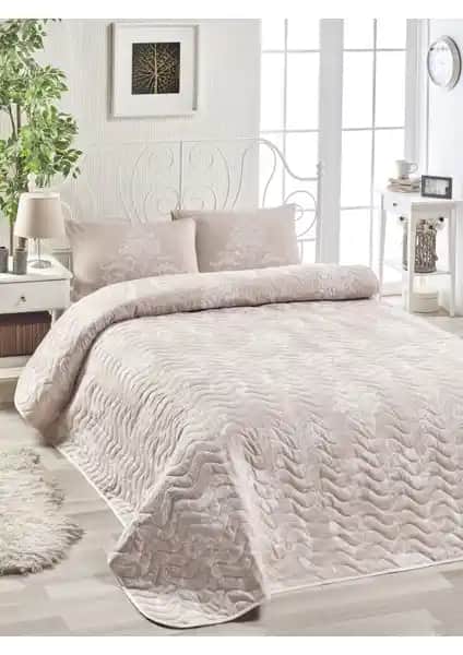 Enlora Home Kapitone ve Örtüm Sarmaşık Yatak Örtüsü Setlerinin Özellikleri ve Karşılaştırması