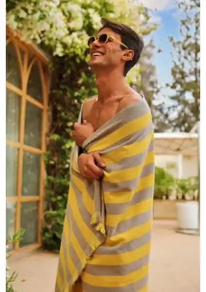 Green Petition Maris Amber ve Ocean Reef Flame: Sürdürülebilir Çevre Dostu Plaj Havluları Karşılaştırması