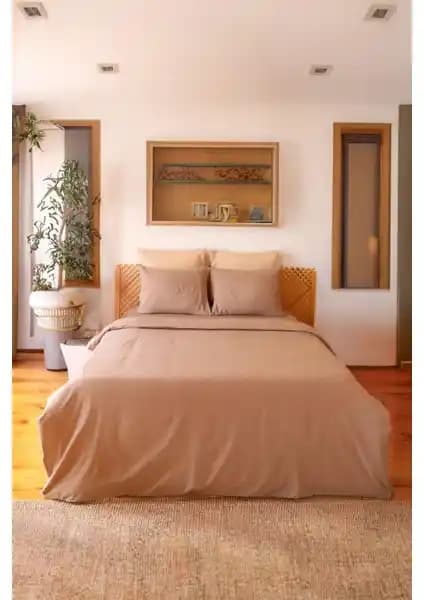 Hazal Moosh ve MODELHOME Almira Çift Kişilik Nevresim Takımı Karşılaştırması