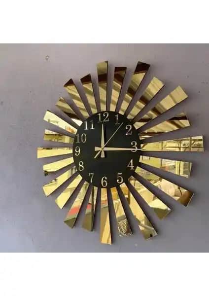 İki Farklı Duvar Saati Modelinin Tasarım ve Fonksiyonellik Karşılaştırması