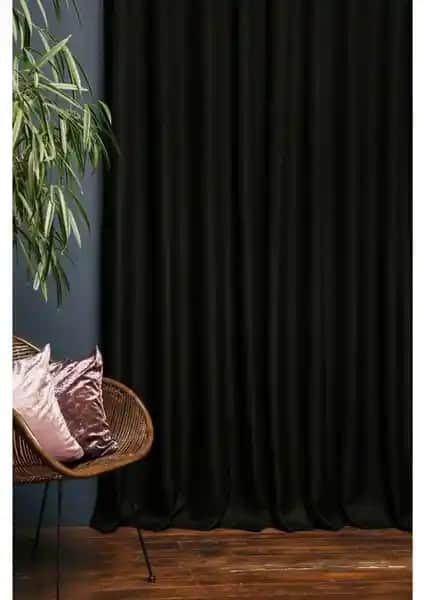 Karartma Perdeleri Karşılaştırması: NS Ehli Tacir ve Özdemir Home Ürünleri Analizi