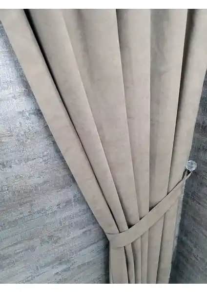 Karşılaştırmalı Ev Dekorasyonu: BBB Petek Kadife ve Erdoğanlar Koza Ada Fonluk Perde Modelleri