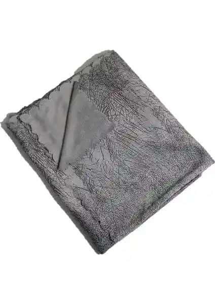 Koltuk Örtüleri Karşılaştırması: Kaydırmaz ve Kadife Modellerin Özellikleri ve Kullanıcı Yorumları