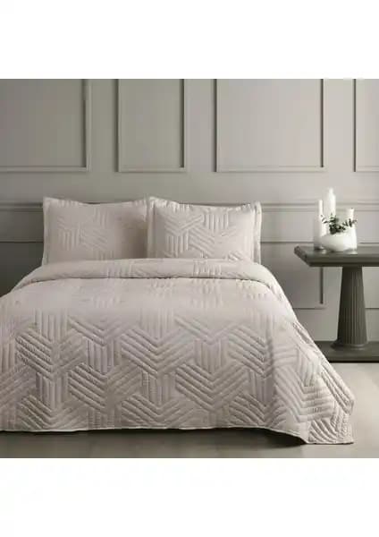 Linens Vita ve Varol Daisy Çift Kişilik Yatak Örtüsü Karşılaştırması ve Özellikleri