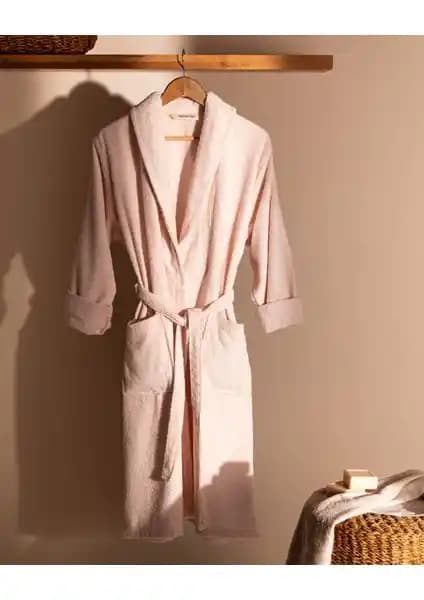 Madame Coco Belda ve Maynor Kimono Unisex Bornoz Karşılaştırması ve Özellikleri