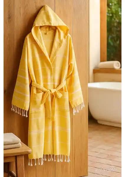 Mira Home ve Rozet Tekstil Bornozları Karşılaştırması: Hangi Model Daha Uygun