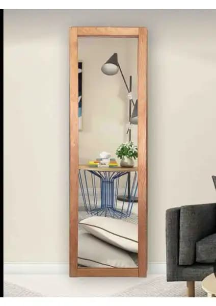 Mirrorss Beyaz Ahşap ve Tütün Renk Duvar Aynalarının Karşılaştırması ve Dekorasyon Tavsiyeleri 2