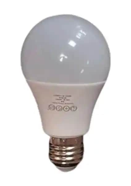 Noas Smd 9 W ve Panasonic 14W E27 4000K Günışığı LED Ampul Karşılaştırması