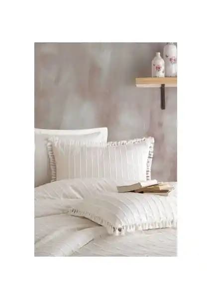 Nordqueen ve Şanlı Pamuklu Nevresim Takımları Karşılaştırması ve Özellikleri