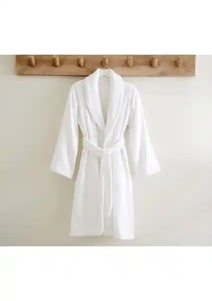 Oyalı Textile ve Soley Minerva Bornoz Karşılaştırması: Hangi Model Daha Uygun