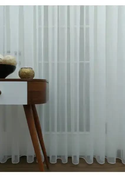 Taç İnce Çizgili Sade Tasarım ve Zincir Desenli Tül Perdeler Karşılaştırması 1