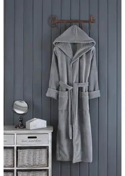 Varol Biyeli Kapşonlu Bambu ve Kalpli Nakışlı Pamuk Bornoz Karşılaştırması