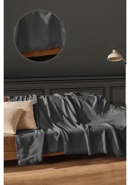 Velerde Home Vessel ve Viaden Merlin Koltuk Örtüleri Karşılaştırması 2