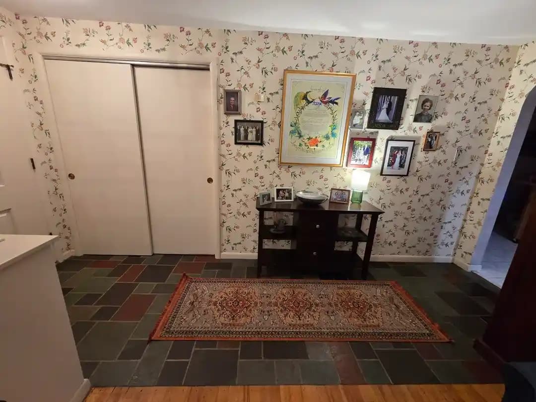 1955 Yapımı New England Çiftlik Evinin Tarihi ve Restorasyon Süreci Detayları