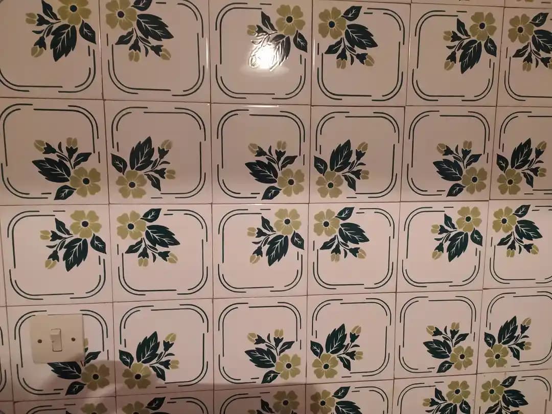 Eski Seramik Karoları Yenileme ve Mutfak Dolaplarıyla Uyum Sağlama Yöntemleri