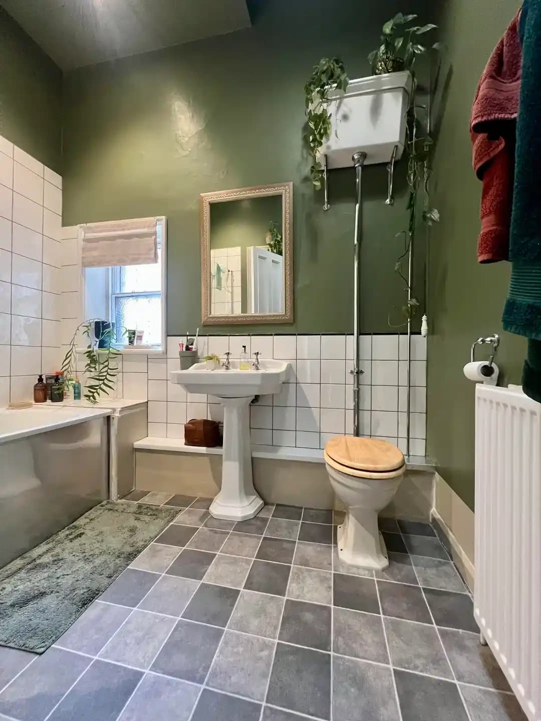 Kiralık Banyoda Dekorasyon ve Yenileme: Boya, Zemin ve Fayans Seçiminde Dikkat Edilmesi Gerekenler