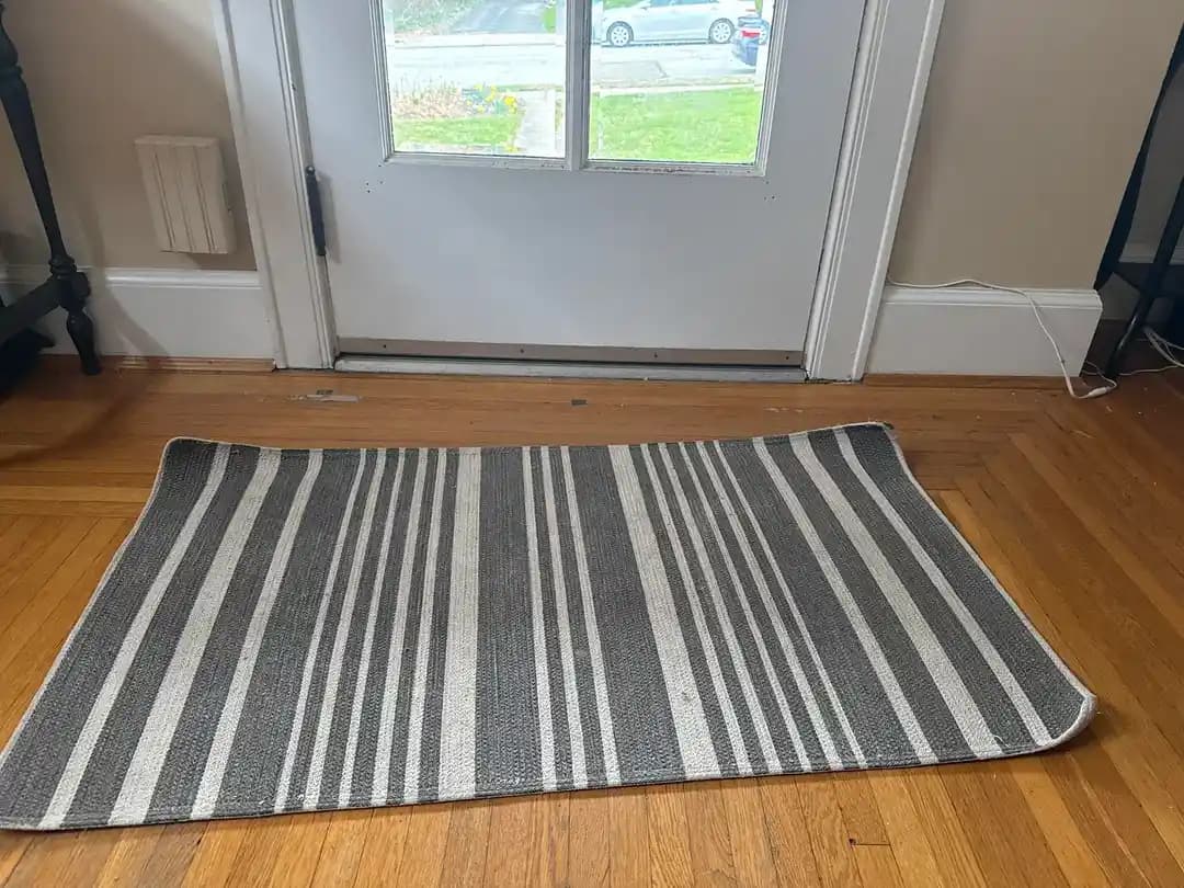 Küçük Halıların Kaymasını Önleme Yöntemleri ve Uygun Çözümler