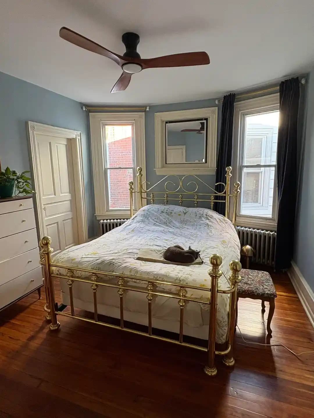 Vintage Yatakların Yatak Odası Düzenine Etkisi ve Mekâna Uyum Sağlama Yöntemleri