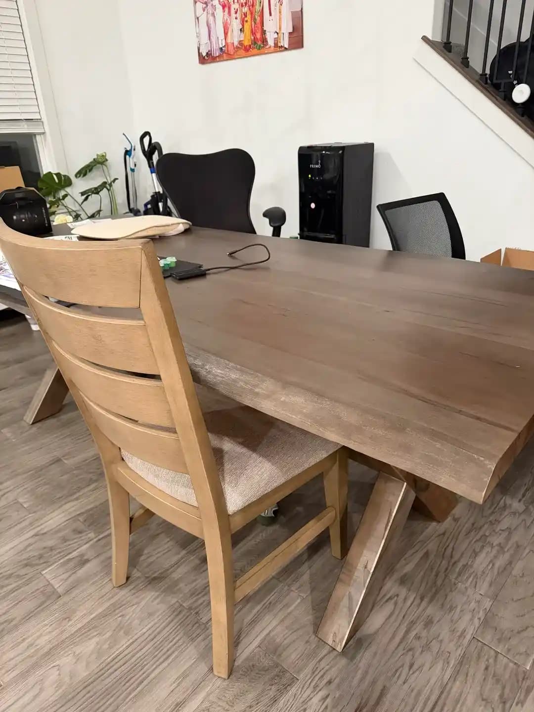 Yemek Masası ve Sandalye Uyumu İçin Renk, Tasarım ve Kontrast Seçim Rehberi