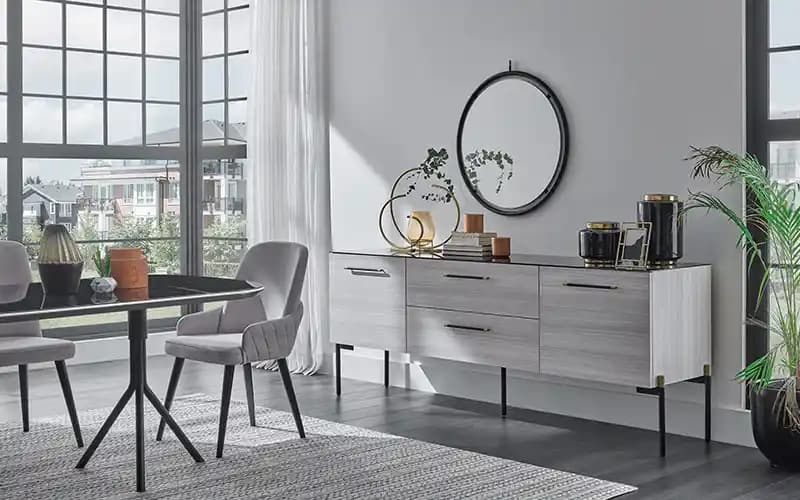 Yemek Odasında Modern ve Rustik Tarzlarla Uyumlu Yan Konsol Seçimi Rehberi