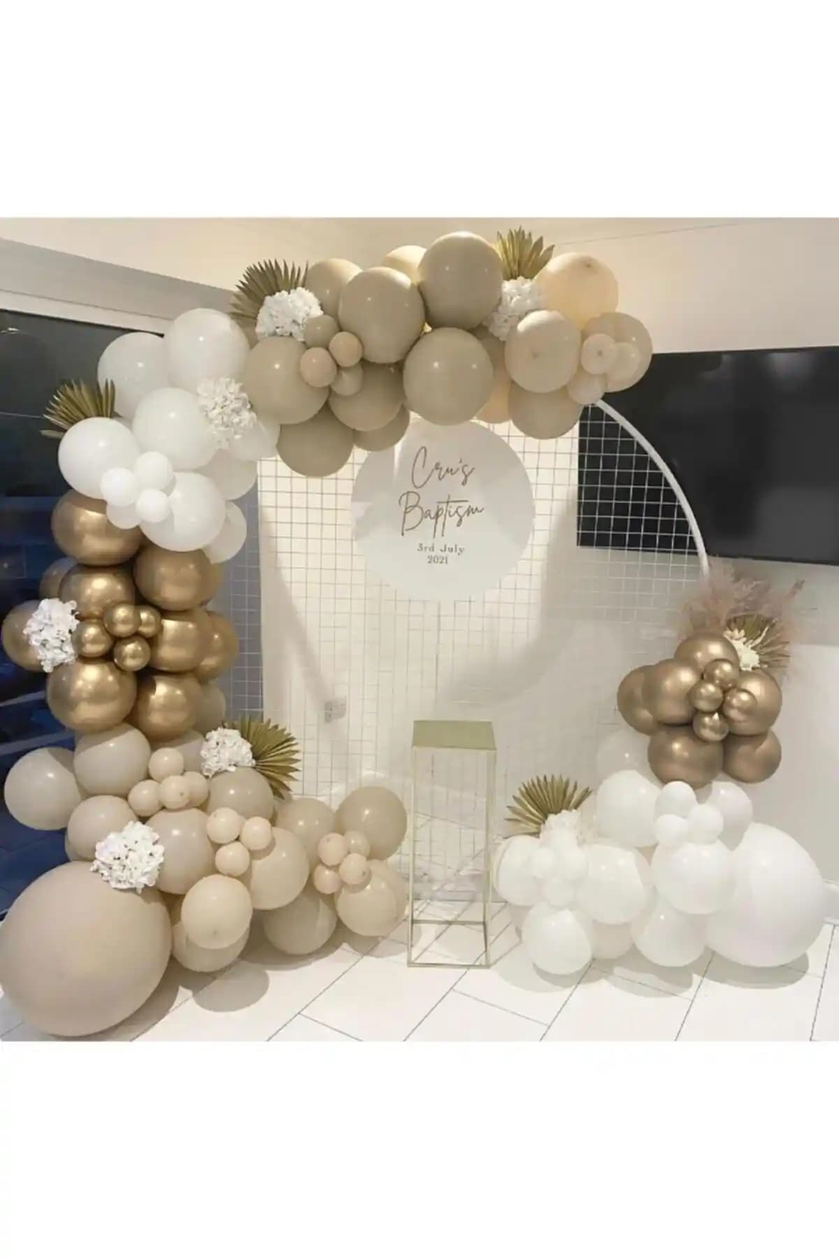 Eğlencemarketi Krom Gold Beyaz ve Taş Renkli Balon Zinciri Dekoratif ve Şık Etkinlik Süsleri