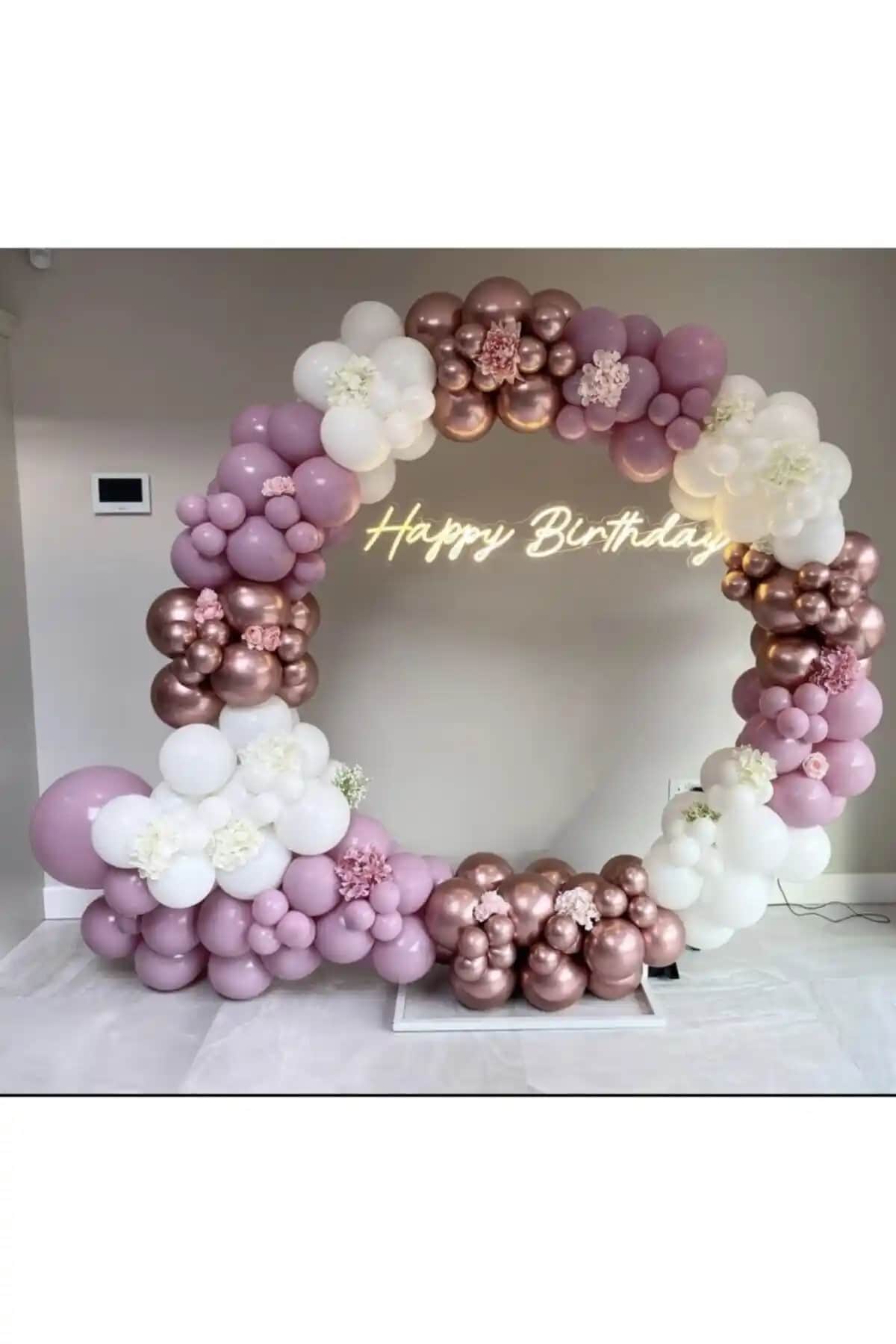 Eğlencemarketi Pembe ve Beyaz Balon Zinciri ile Şık Dekorasyon Seçenekleri