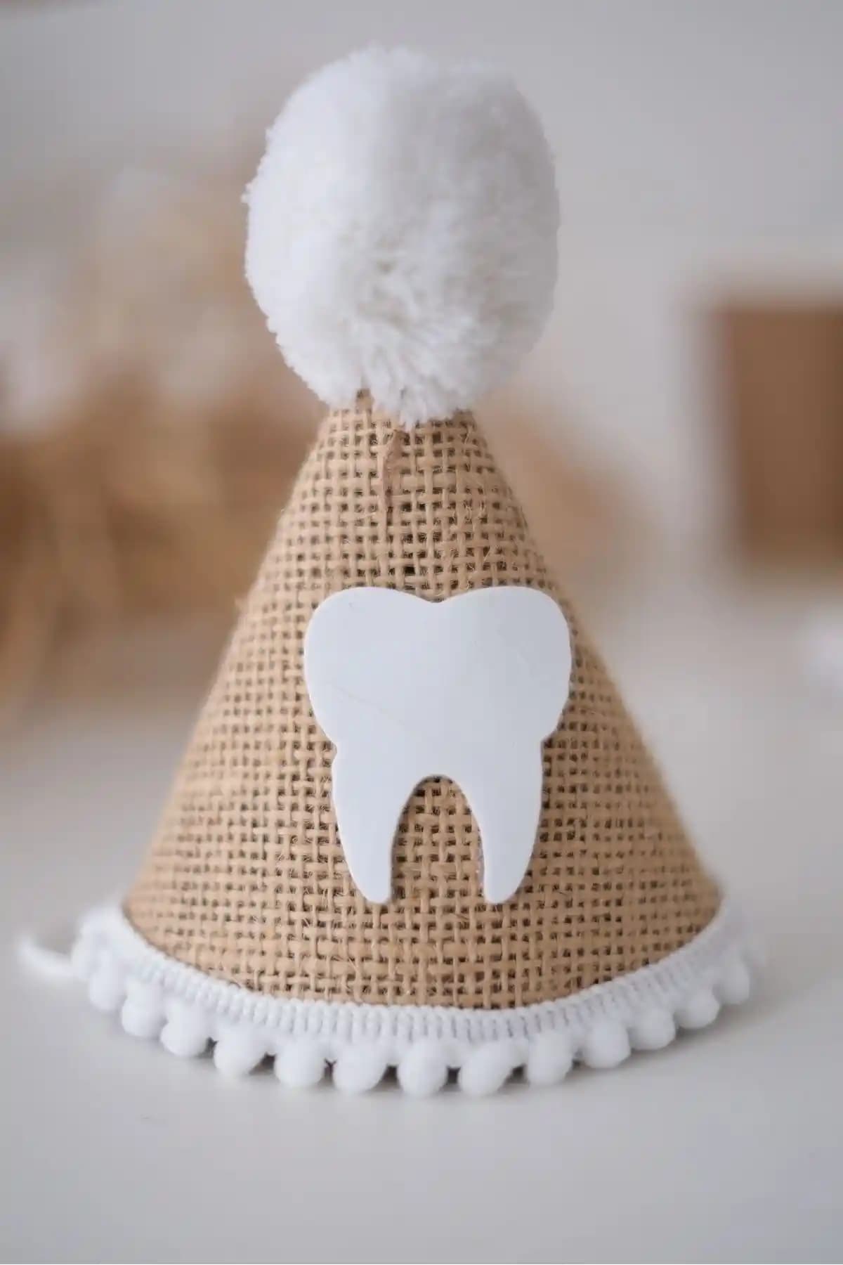 Partifabrik Diş Partisi Hasır Şapka Şıklık ve Kullanışlılığı Bir Arada Sunar