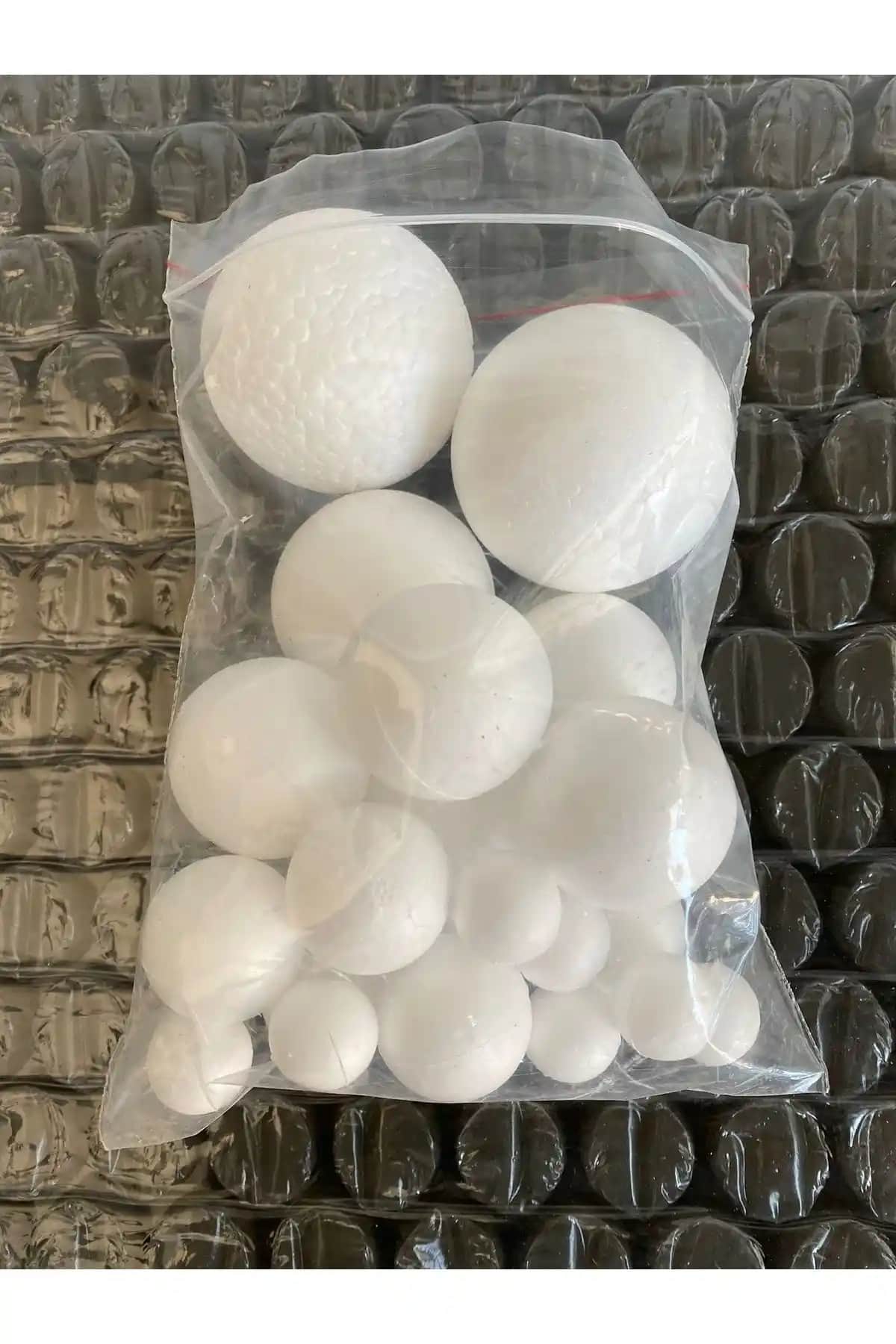 Strafordünyası Karışık Paket Strafor Toplar ile Çok Yönlü Dekorasyon Çözümleri