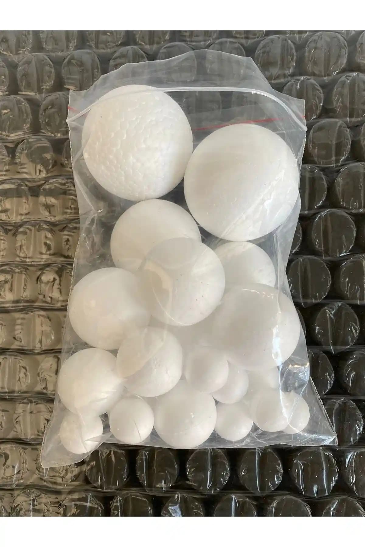 Strafordünyası Karışık Paket Strafor Toplar ile Çok Yönlü Dekorasyon Çözümleri