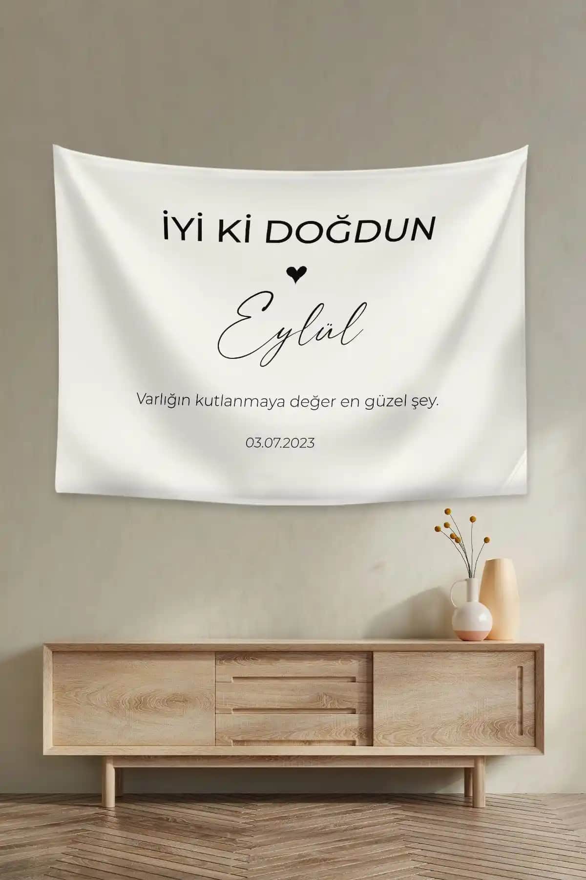 Vagonik Kişiye Özel Doğum Günü Duvar Örtüsü Estetik ve Dayanıklı Tasarım