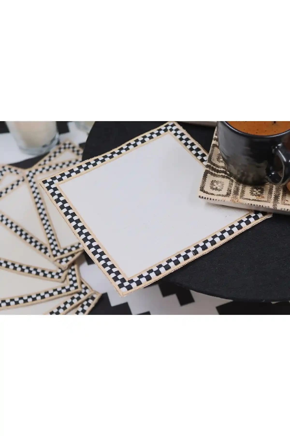 Vipceyiz Dama Desenli Nakışlı Kokteyl Sunum Peçetesi Organize Etkinlikler İçin Şık ve Dayanıklı