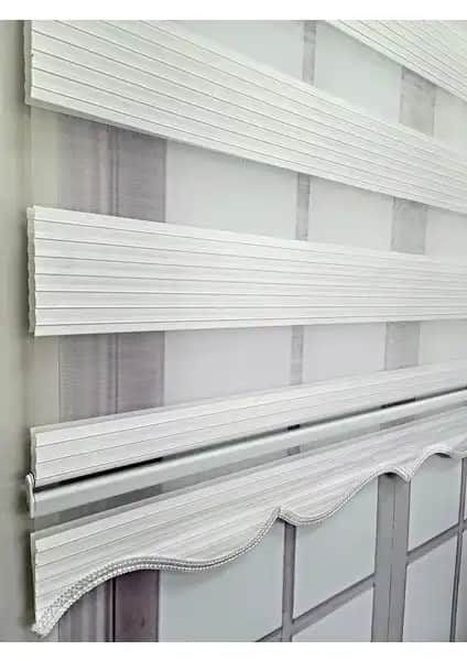 BBB Pliseli Zebra Stor Perde ve Brillant Zebra Perde Beyaz Karşılaştırması