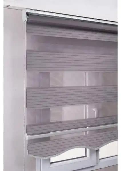Brillant Etekli Gri Zebra Perde ve Siyah Pileli Zebra Perde Karşılaştırması