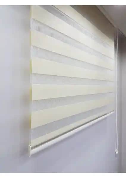 Brillant Stor Zebra ve Wenthi Gri Bambu Cam Balkon Perdesi Karşılaştırması
