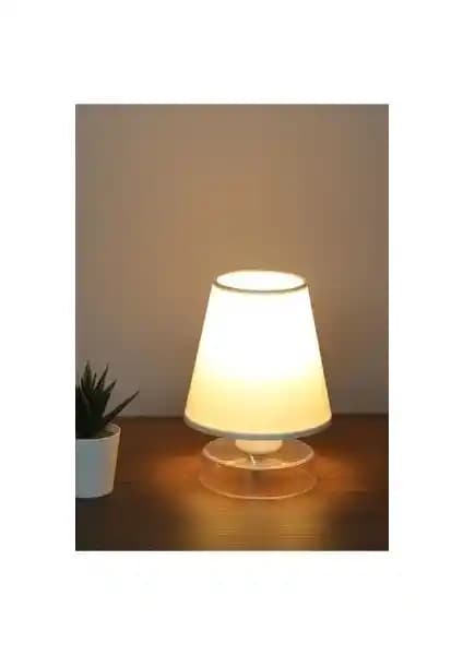 Homing Mini Konik ve Vivido Modern Abajurlar Karşılaştırması ve Dekoratif Kullanım İpuçları