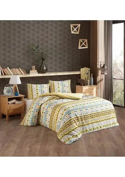 Lotusline ve Sheri Home Çift Kişilik Nevresim Takımları Karşılaştırması 1