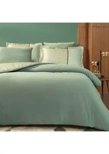 Yataş Bedding CharMe Rowena ve Plain Nevresim Takımları Karşılaştırması