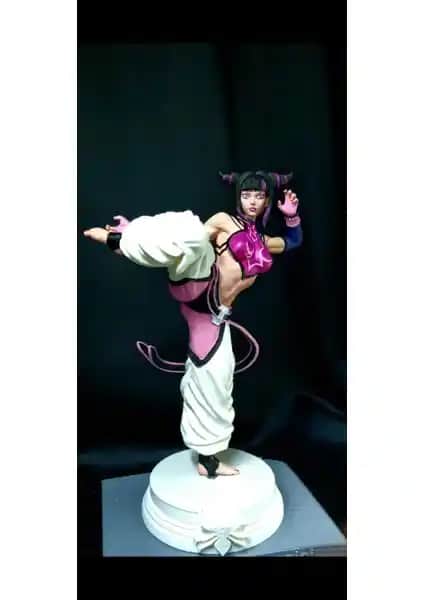 Street Fighter Juri 29 cm Figür Detaylı Koleksiyon Parçası ve Oyuncak Seçeneği