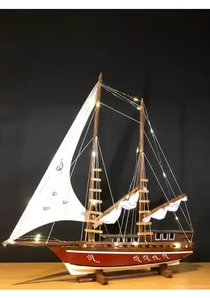 Lapidaria Işıklı Yelkenli Ahşap Gemi Maketi Büyük Boy Detaylı ve Şık Tasarım