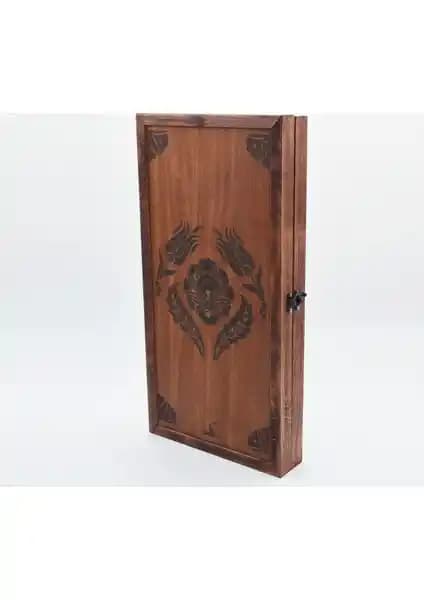 Selçuklu Tavla: Geleneksel Türk Motifleriyle Modern Ahşap Oyun Takımı