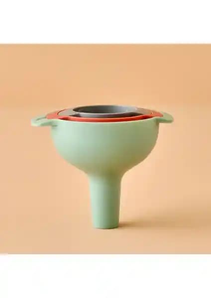 Bella Maison Jorp Süzgeçli Huni Seti Pratik ve Estetik Mutfak Aksesuarı Geniş Boyut Seçenekleriyle