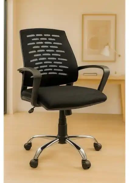 Arji Ev ve Ofis Sandalyesi ile Orianna Design Ofis Koltuğu Karşılaştırması: Ergonomi ve Dayanıklılık