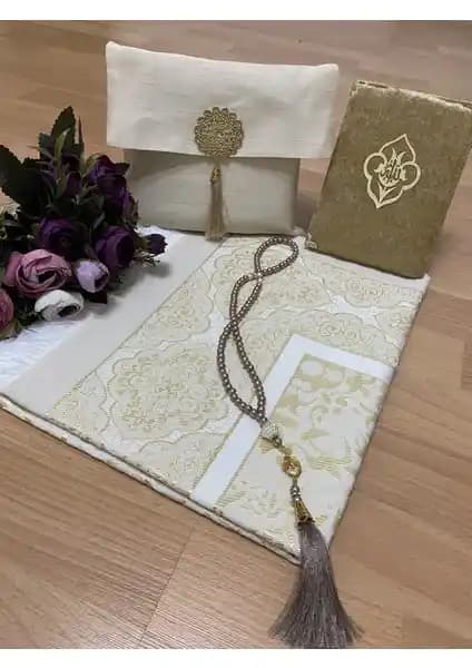 Ayhanhome 4'lü Şantuk Seti ile Gelin Bohçası Seti Karşılaştırması: İçerik ve Boyutlar