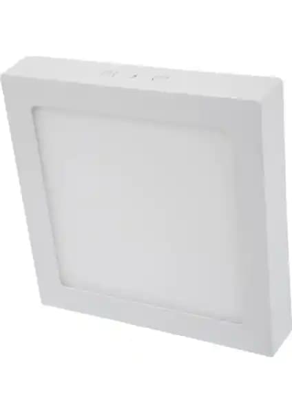 Led Pazarı Kare Panel ile Oviled 30x30 Beyaz 24W Karşılaştırması: Montaj ve Işık Verimi