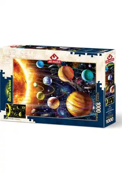 Güneş Sistemi Neon Puzzle 1000 Parça Ev Dekorasyonu ve Zeka Gelişimine Katkı Sağlar
